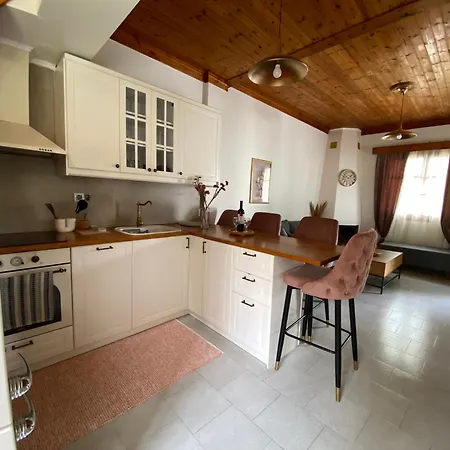 Christina's Sea View House Holiday home *