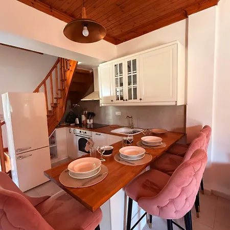 Christina's Sea View House Holiday home *