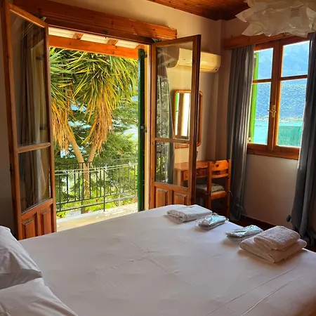Christina's Sea View House Holiday home